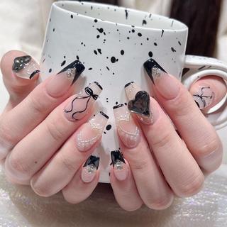 ネイル Queens テイのネイルデザイン