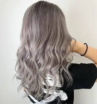 セミロング 山田 絵里菜のヘアスタイル