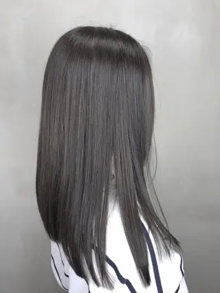 セミロング カラー 【透明感、艶髪】西村 有司のヘアスタイル