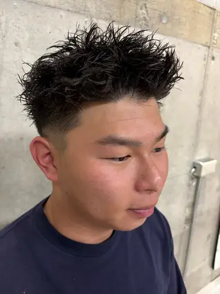 ショート パーマ メンズ 西宮北口パーマ 鮫島竜海のヘアスタイル