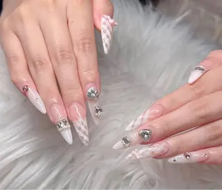 ネイル Lee Nailsのネイルデザイン