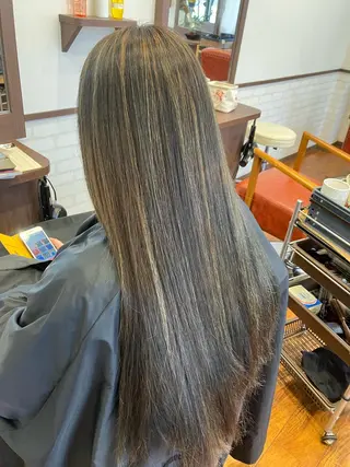 ロング カラー 美容室 ベルナのヘアスタイル