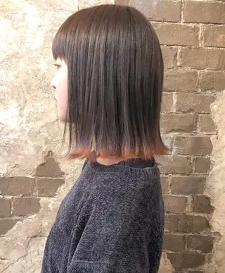 ミディアム カラー ブリーチ、パーマ 西部笑のヘアスタイル