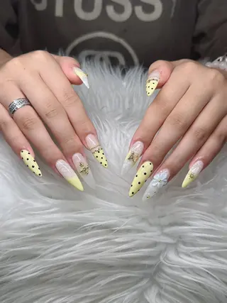 ネイル Lee Nailsのネイルデザイン
