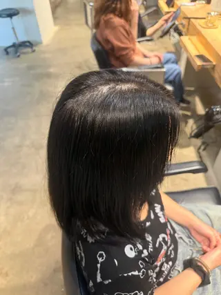 カラー 西村 颯世のヘアスタイル