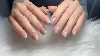 ネイル リー🍒新宿西口すぐ サロンサービス検定有のネイルデザイン