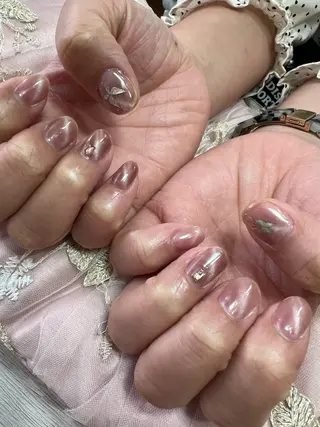 ネイル Luminous ⭐︎のネイルデザイン