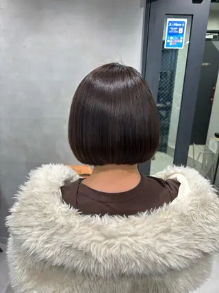 ショート カラー 艶カラー✨️髪質改善 🪽縮毛矯正mamiのヘアスタイル