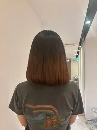 ショート 艶カラー/ シオンのヘアスタイル