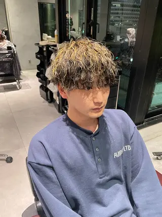 ショート カラー パーマ メンズ 🔱メンズパーマ特化 🔱山下和輝のヘアスタイル
