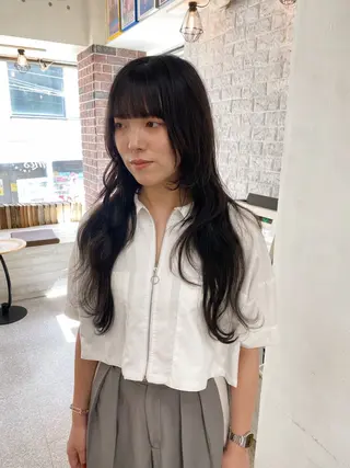 セミロング カラー レイヤーウルフ エクステ磯部のヘアスタイル