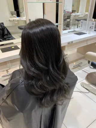 セミロング カラー 🎀TEN🎀 オリーブベージュのヘアスタイル