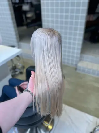 ロング カラー ヘアアレンジ 💍透明感×韓流ハイ トーン💍RYUTAのヘアスタイル