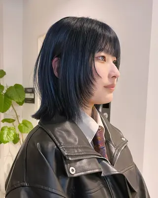 ミディアム カラー かわい りほのヘアスタイル