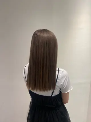 セミロング カラー 松下 茉紀👱🏻♀️のヘアスタイル