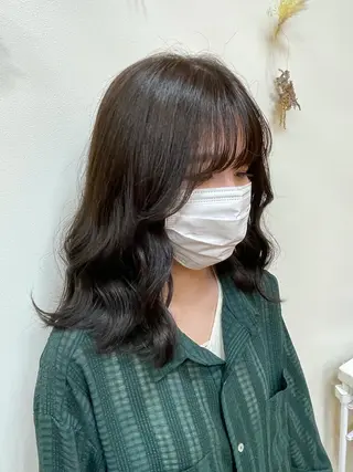 ミディアム 韓国ヘア 🤍中西麻友🤍のヘアスタイル