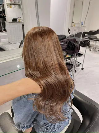 ミディアム カラー センターパート特化 井上健太のヘアスタイル