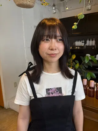 ミディアム カラー 韓国レイヤー/透明感 カラー/RIN🎀のヘアスタイル
