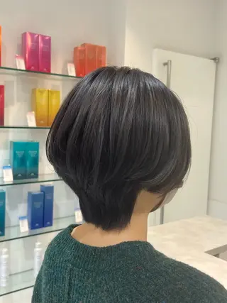 ショート カラー 市川 翔大のヘアスタイル