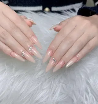 ネイル Lenie Nail Salonのネイルデザイン