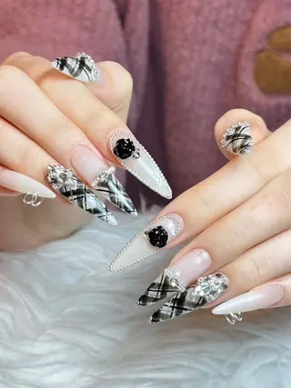 ネイル Eli Muse 新宿ネイルのネイルデザイン