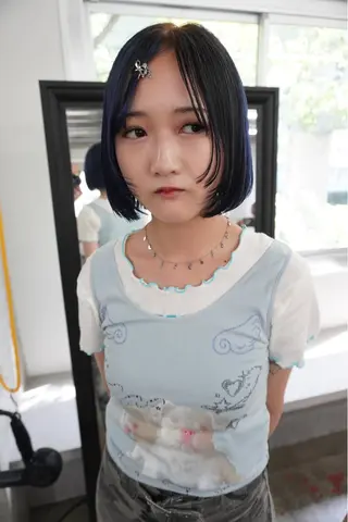 ショート カラー パーマ ヘアアレンジ デザインカラー/ボブ ブリーチカラー/ユリのヘアスタイル