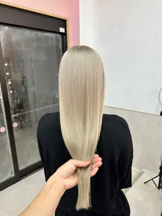 ロング カラー 🌙町田色落ち特化 🌙れいのヘアスタイル
