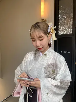 セミロング ヘアアレンジ 本間 結衣のヘアスタイル