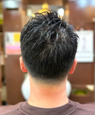 ショート メンズ スガワラ マキのヘアスタイル