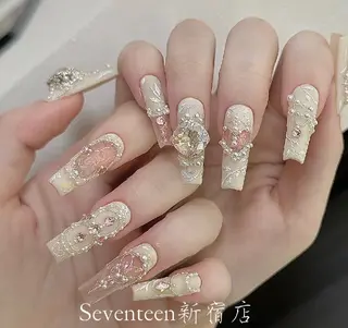 ネイル puka eyelash新宿店のマツエク・マツパデザイン