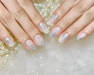 ネイル 🦋 Queenieのネイルデザイン