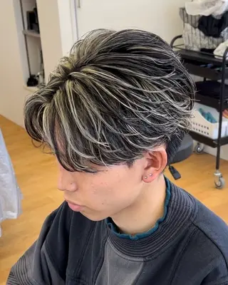 カラー パーマ メンズ 内山｜ メンズの垢抜けヘアのヘアスタイル