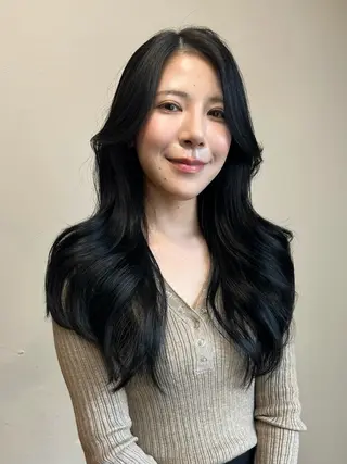 ロング カラー ヘアアレンジ レイヤーカット×髪質 改善🇰🇷シオリのヘアスタイル