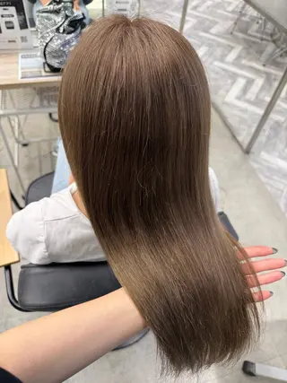 ロング ワンホン× ハイトー ン🪞✨ARISAのヘアスタイル
