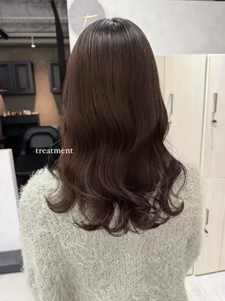 セミロング カラー むく/顔周りカット/ ブリーチなしwカラーのヘアスタイル