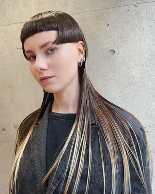 セミロング ミウ☆ ブリーチダブルカラーのヘアスタイル