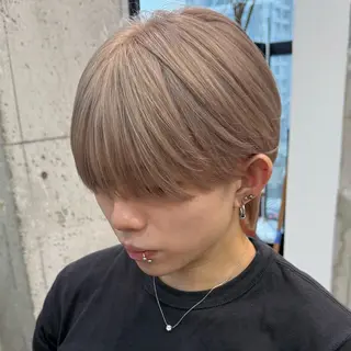 カラー メンズ ミルクティーベージュ /sara💛のヘアスタイル