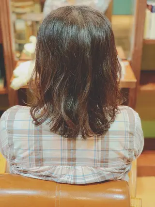 ミディアム カット特化美容師 齋藤桐のヘアスタイル