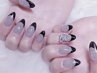 ネイル MoonNail ユリ🌸のネイルデザイン