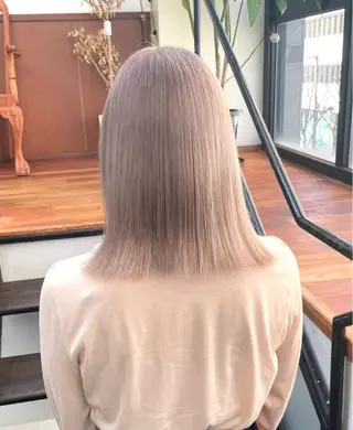 カラー 河合 愛実のヘアスタイル