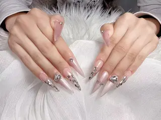 ネイル ENsalon AKIRAのネイルデザイン