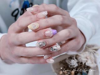 ミディアム カラー ネイル Le’a NailSalonのネイルデザイン