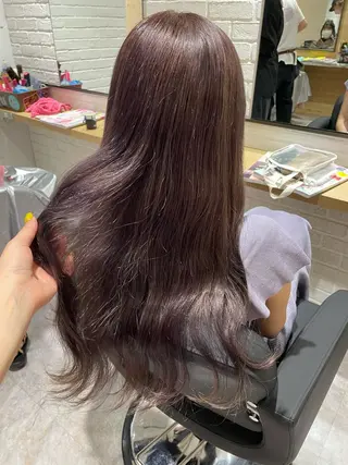 ロング EIGHT 中川原 菜々子のヘアスタイル
