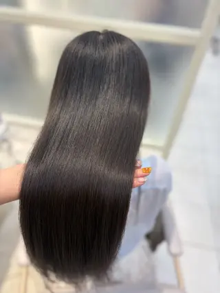 ロング カラー yuria/ 透明感カラーのヘアスタイル