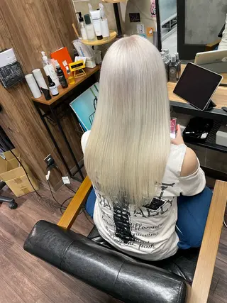 セミロング カラー Lull1人美容室 バレイヤージュのヘアスタイル
