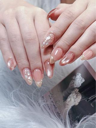 ネイル Glow Minamiのネイルデザイン