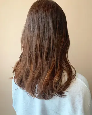 ロング カラー hubhair レイヤー/透明感のヘアスタイル