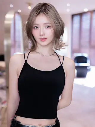 ミディアム レイヤー似合わせ 透明感カラーりきやのヘアスタイル