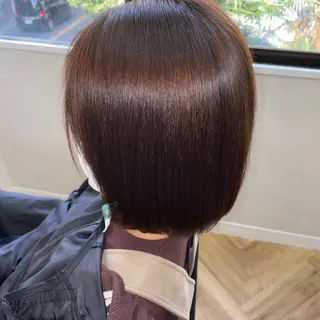 ショート カラー 髪質改善特化 ESSENCIAのヘアスタイル