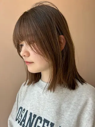 ミディアム hubhair レイヤー/透明感のヘアスタイル
